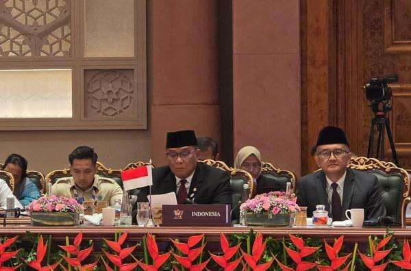 Menteri Jumhur Berharap Negara Besar Ikut Bertanggung Jawab Pulihkan Lingkungan Menteri Jumhur Berharap Negara Besar Ikut Bertanggung Jawab Pulihkan Lingkungan