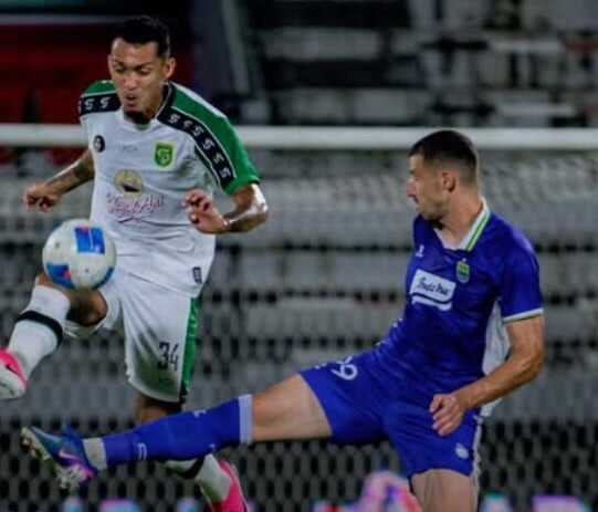 Final Piala Presiden 2026: Persib vs Persebaya Imbang di Babak Pertama Final Piala Presiden 2026: Persib vs Persebaya Imbang di Babak Pertama
