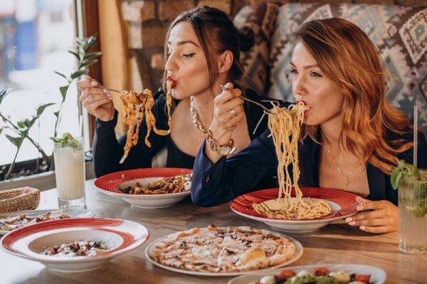 Mitos atau Fakta: Makan Pasta Bikin Gemuk? Mitos atau Fakta: Makan Pasta Bikin Gemuk?