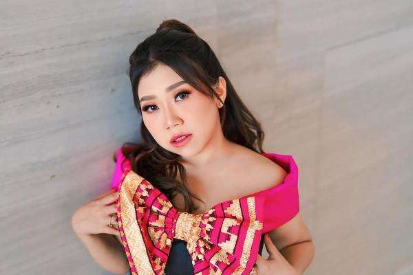 Kiky Saputri Gerah Dikaitkan dengan Pemerintah, Lelah Dihujat hingga Anak Disumpahi Kiky Saputri Gerah Dikaitkan dengan Pemerintah, Lelah Dihujat hingga Anak Disumpahi