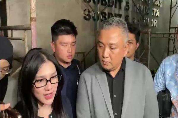 Davina Karamoy Dicecar 30 Pertanyaan Terkait Kasus Hanania Travel Davina Karamoy Dicecar 30 Pertanyaan Terkait Kasus Hanania Travel