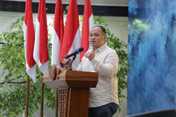 Polemik Londo Ireng, IJTI Minta Presiden Hindari Diksi yang Bisa Beri Label Negatif bagi Profesi Jurnalis Polemik Londo Ireng, IJTI Minta Presiden Hindari Diksi yang Bisa Beri Label Negatif bagi Profesi Jurnalis