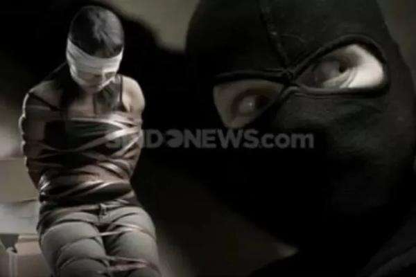 Breaking News! Polisi Tangkap Taufik Hidayat Penyekap dan Penganiaya Sadis Wanita selama 3 Tahun di Kosan Breaking News! Polisi Tangkap Taufik Hidayat Penyekap dan Penganiaya Sadis Wanita selama 3 Tahun di Kosan
