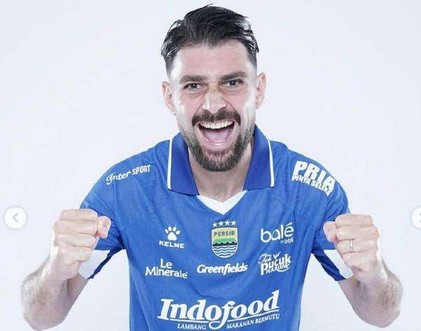 Harga Pasaran dan Gaji Frans Putros, Pemain Timnas Irak yang Berkarier di Persib Bandung Harga Pasaran dan Gaji Frans Putros, Pemain Timnas Irak yang Berkarier di Persib Bandung
