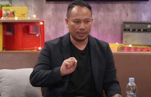 Vicky Prasetyo Bantah Telantarkan Anak Fangfang, Klaim Kantongi Bukti Transfer Vicky Prasetyo Bantah Telantarkan Anak Fangfang, Klaim Kantongi Bukti Transfer