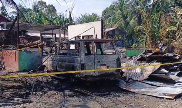 Kebakaran Rumah di Padang Pariaman, Suami Istri Tewas Mengenaskan Terjebak Api Kebakaran Rumah di Padang Pariaman, Suami Istri Tewas Mengenaskan Terjebak Api