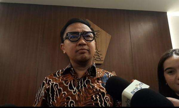 Mahasiswa UBK Ngaku Terima Uang Rp20 Juta, Politikus Gerindra: Saya Yakin Tidak Ada Sangkut Paut dengan Mas Gibran Mahasiswa UBK Ngaku Terima Uang Rp20 Juta, Politikus Gerindra: Saya Yakin Tidak Ada Sangkut Paut dengan Mas Gibran
