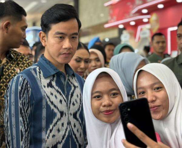 Gibran: Kalau Saya Tidak Lulus SMA, Nggak Bisa Kuliah! Gibran: Kalau Saya Tidak Lulus SMA, Nggak Bisa Kuliah!