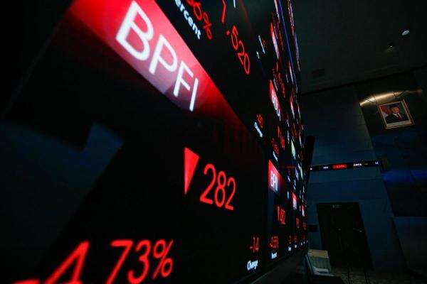 IHSG Ditutup Melemah 1,53 Persen ke 6.267, Tertekan Saham Sektor Industri IHSG Ditutup Melemah 1,53 Persen ke 6.267, Tertekan Saham Sektor Industri