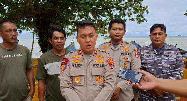 Evakuasi Buaya 2 Meter, Kasat Polairud Polres Babar Minta Masyarakat Waspada Evakuasi Buaya 2 Meter, Kasat Polairud Polres Babar Minta Masyarakat Waspada