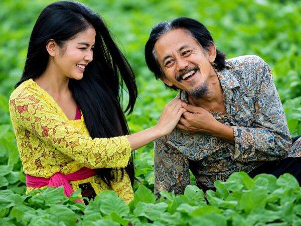 Karina Ranau Akui Belum Sanggup Baca Buku Harian Peninggalan Epy Kusnandar Karina Ranau Akui Belum Sanggup Baca Buku Harian Peninggalan Epy Kusnandar