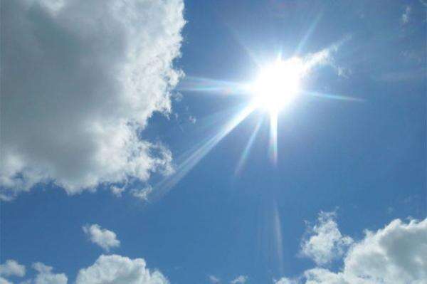BMKG Catat 10 Daerah Miliki Suhu Harian Tertinggi, Makassar 35,5 Derajat Celsius BMKG Catat 10 Daerah Miliki Suhu Harian Tertinggi, Makassar 35,5 Derajat Celsius
