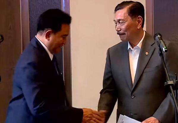Yusril dan Luhut Bahas UU Tipikor, Tak Ada Niat Hapus Unsur Kerugian Negara Yusril dan Luhut Bahas UU Tipikor, Tak Ada Niat Hapus Unsur Kerugian Negara