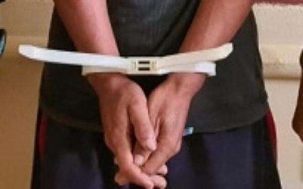 Polisi Tangkap Maling Motor Bersenpi Jaringan Lampung di Jaksel, Terkenal Sadis Polisi Tangkap Maling Motor Bersenpi Jaringan Lampung di Jaksel, Terkenal Sadis