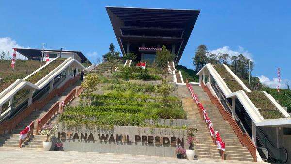 Istana Wapres di IKN Dibuka Umum, Masyarakat Bisa Nikmati Pemandangan dari Balkon Istana Wapres di IKN Dibuka Umum, Masyarakat Bisa Nikmati Pemandangan dari Balkon