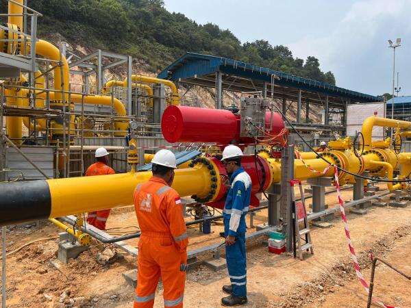 Gas Natuna Selangkah Lagi Mengalir ke Batam, Siap Jadi Listrik Gas Natuna Selangkah Lagi Mengalir ke Batam, Siap Jadi Listrik