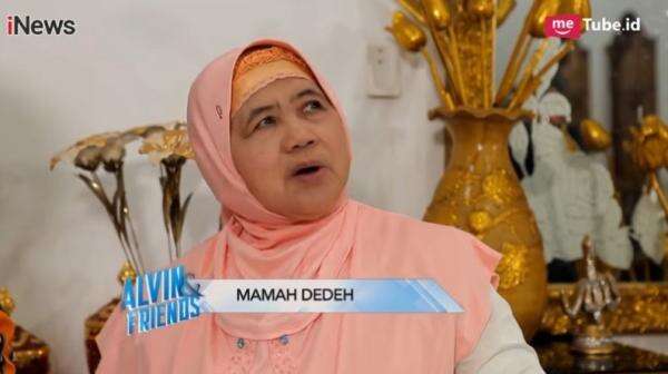 Ini Alasan Mamah Dedeh Tak Mau Punya Media Sosial Ini Alasan Mamah Dedeh Tak Mau Punya Media Sosial