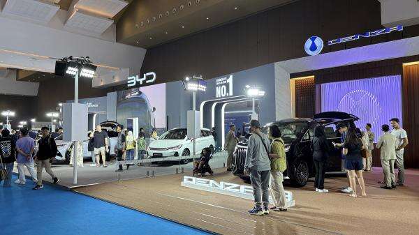 Pameran Kendaraan Listrik PEVS Digelar 29 Oktober-1 November 2026, Diramaikan 38 Merek Pameran Kendaraan Listrik PEVS Digelar 29 Oktober-1 November 2026, Diramaikan 38 Merek
