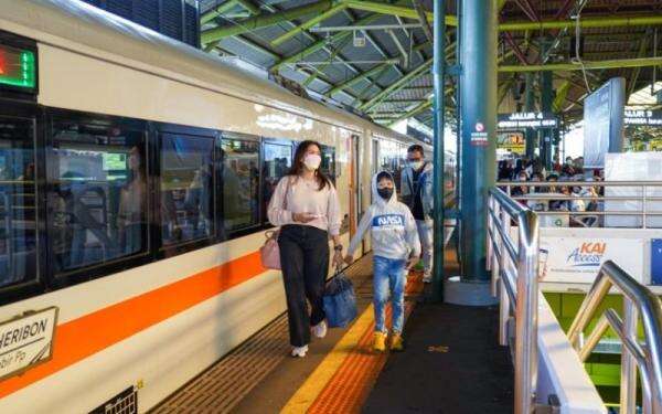 Pemerintah Akan Kucurkan Stimulus Tarif Transportasi saat Libur Sekolah Pemerintah Akan Kucurkan Stimulus Tarif Transportasi saat Libur Sekolah