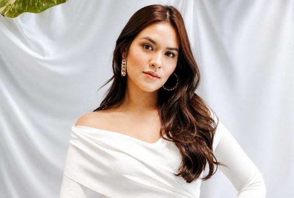 Indra Bekti Syok Tahu Sifat Asli Raisa: Kirain Kaku dan Jaim! Indra Bekti Syok Tahu Sifat Asli Raisa: Kirain Kaku dan Jaim!