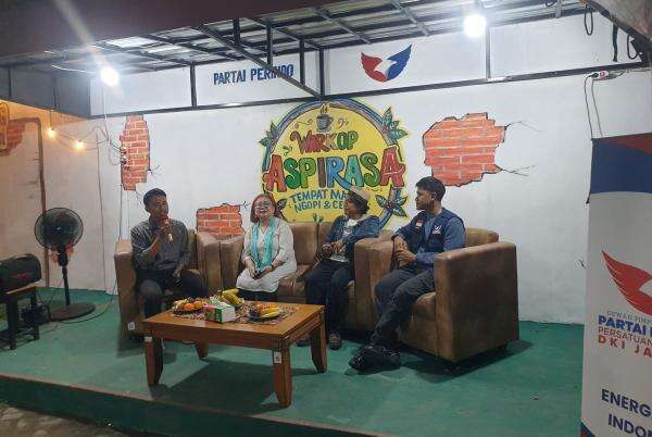 Di Diskusi Partai Perindo, JJ Rizal Minta Gubernur Jakarta Belajar dari Soekarno Di Diskusi Partai Perindo, JJ Rizal Minta Gubernur Jakarta Belajar dari Soekarno