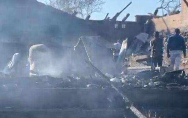 Update Kebakaran di Kampung Sasak Lombok, 150 Rumah Hangus, 700 KK Mengungsi Update Kebakaran di Kampung Sasak Lombok, 150 Rumah Hangus, 700 KK Mengungsi
