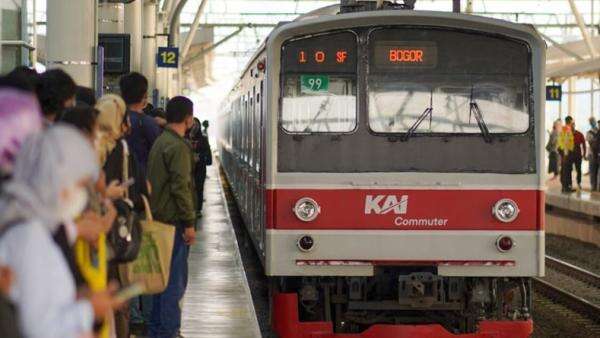 KRL Bogor dan Tangerang Kembali Normal usai Gangguan, Keterlambatan Diurai KRL Bogor dan Tangerang Kembali Normal usai Gangguan, Keterlambatan Diurai