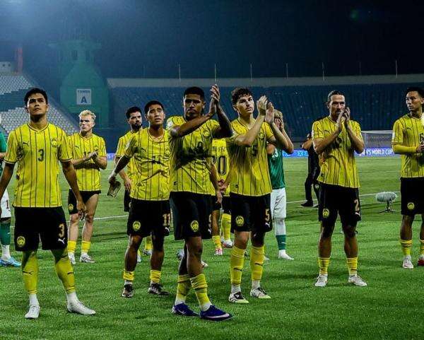Media Vietnam Soroti Reaksi Tak Biasa Suporter Malaysia, Rela Dukung Vietnam Asal Bisa Bertemu di Perebutan Tempat Ketiga Media Vietnam Soroti Reaksi Tak Biasa Suporter Malaysia, Rela Dukung Vietnam Asal Bisa Bertemu di Perebutan Tempat Ketiga
