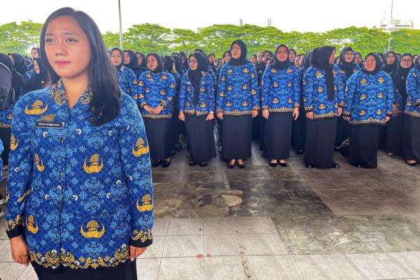 Gaji ke-13 Sudah Cair ke 5,5 Juta Penerima, Pemerintah Kucurkan Rp24,05 Triliun Gaji ke-13 Sudah Cair ke 5,5 Juta Penerima, Pemerintah Kucurkan Rp24,05 Triliun