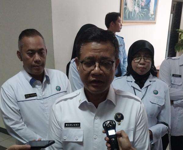 50 Anggota DPRD NTB Tes Urin, 15 Lainnya Dijadwalkan Menyusul 50 Anggota DPRD NTB Tes Urin, 15 Lainnya Dijadwalkan Menyusul
