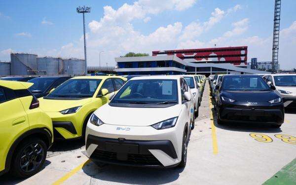 Ekspor Mobil China Melonjak 77,5 Persen pada Agustus 2026, Capai 894.000 Unit Ekspor Mobil China Melonjak 77,5 Persen pada Agustus 2026, Capai 894.000 Unit