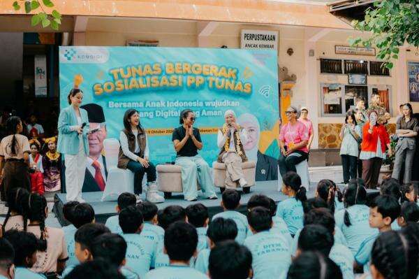 Sosialisasi PP TUNAS, Menkomdigi Ajak Keluarga Bangun Kegiatan Anak di Luar Layar Sosialisasi PP TUNAS, Menkomdigi Ajak Keluarga Bangun Kegiatan Anak di Luar Layar