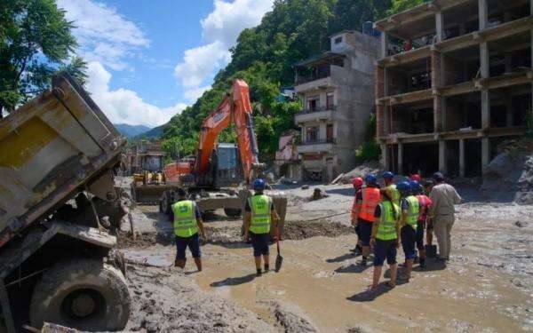 Korban Tewas Banjir Nepal-China Jadi 676 Orang, Banyak Turis Asing Ditemukan Selamat Korban Tewas Banjir Nepal-China Jadi 676 Orang, Banyak Turis Asing Ditemukan Selamat
