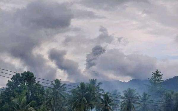 Blue Fire Muncul di Papandayan, Ahli Ingatkan Bahaya Gas Vulkanik Blue Fire Muncul di Papandayan, Ahli Ingatkan Bahaya Gas Vulkanik
