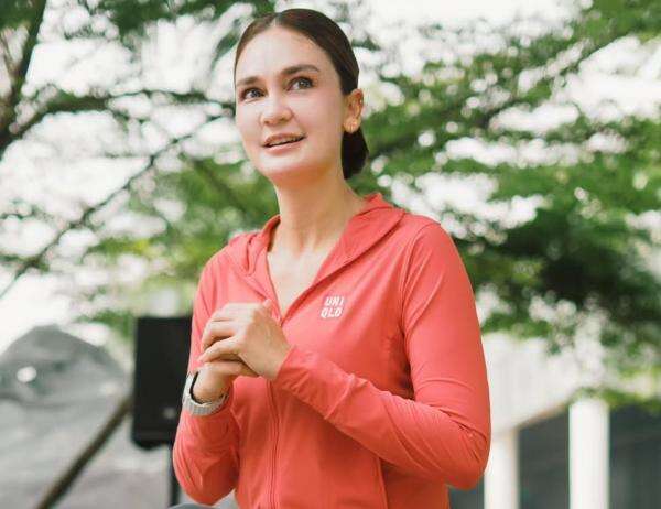 Kunci Awet Muda Luna Maya Versi Low Budget: Bersahabat dengan Alam Kunci Awet Muda Luna Maya Versi Low Budget: Bersahabat dengan Alam