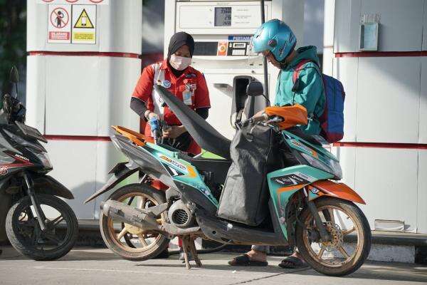 Urai Antrean BBM, 25 SPBU Pertamina di Makassar Buka 24 Jam Nonstop Urai Antrean BBM, 25 SPBU Pertamina di Makassar Buka 24 Jam Nonstop