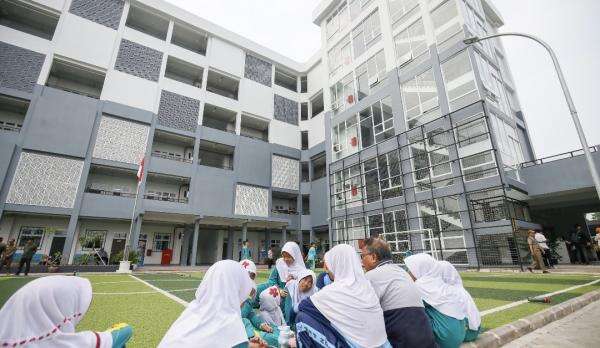 Intip Revitalisasi Sekolah di Jakarta, Gedung 6 Lantai Lengkap dengan Lift Intip Revitalisasi Sekolah di Jakarta, Gedung 6 Lantai Lengkap dengan Lift