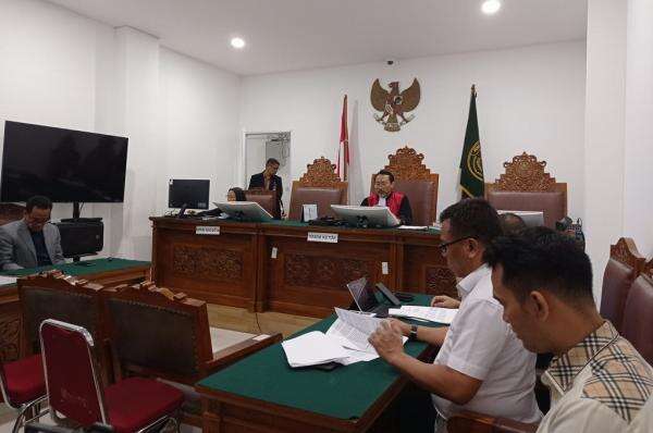 Polda Metro Tegaskan Gugatan Ganti Rugi Rp206 Juta Roy Suryo Tak Berdasar: Penilaian Sepihak! Polda Metro Tegaskan Gugatan Ganti Rugi Rp206 Juta Roy Suryo Tak Berdasar: Penilaian Sepihak!