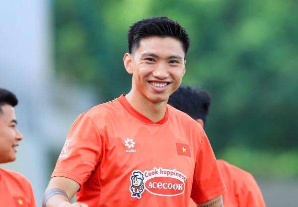 2 Pemain Timnas Indonesia yang Pernah Jadi Korban Pelanggaran Keras Doan Van Hau, Nomor 1 Evan Dimas 2 Pemain Timnas Indonesia yang Pernah Jadi Korban Pelanggaran Keras Doan Van Hau, Nomor 1 Evan Dimas