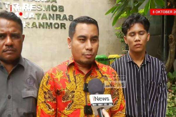 Sikapi Putusan MK, Aliansi Profesi Advokat Laporkan Komisioner KPU ke Polda Metro Sikapi Putusan MK, Aliansi Profesi Advokat Laporkan Komisioner KPU ke Polda Metro
