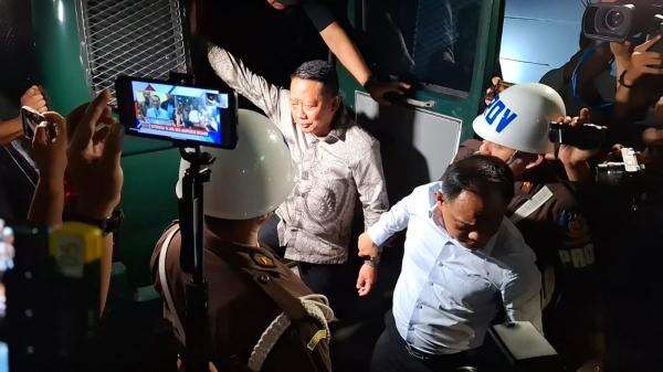 Praperadilan Jilid II soal Penetapan Tersangka, Kuasa Hukum Minta Hakim Bebaskan Febrie Adriansyah Praperadilan Jilid II soal Penetapan Tersangka, Kuasa Hukum Minta Hakim Bebaskan Febrie Adriansyah