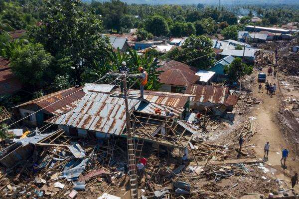 Gempa NTT, 4,6 Ton Beras hingga Perlengkapan Darurat Disalurkan Gempa NTT, 4,6 Ton Beras hingga Perlengkapan Darurat Disalurkan