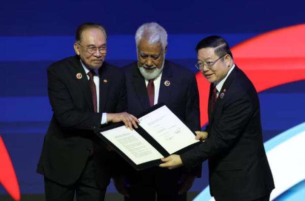 Timor Leste Resmi Jadi Anggota Ke-11 ASEAN Timor Leste Resmi Jadi Anggota Ke-11 ASEAN