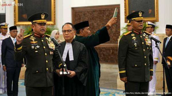 Prabowo Lantik Maruli Jadi Wakil Panglima TNI, Tandyo sebagai KSAD Prabowo Lantik Maruli Jadi Wakil Panglima TNI, Tandyo sebagai KSAD