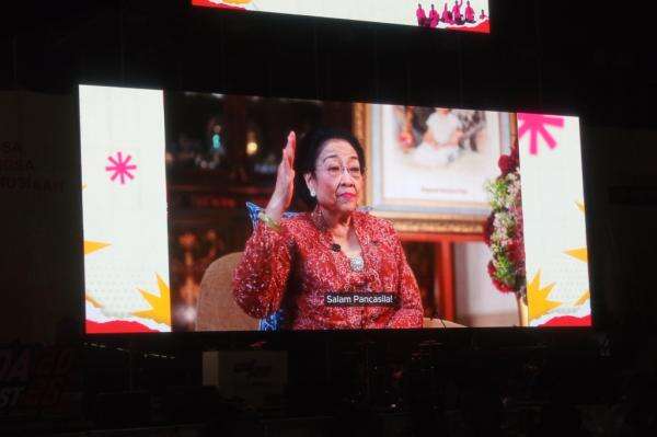 Megawati Soroti Banyak Orang Pintar Berhati Goyah, Tak Berani Suarakan Kebenaran Megawati Soroti Banyak Orang Pintar Berhati Goyah, Tak Berani Suarakan Kebenaran