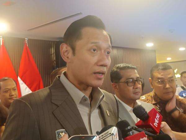 Manfaatkan Energi Surya, AHY Resmikan Program PELITA di Pesanggrahan Jaksel Manfaatkan Energi Surya, AHY Resmikan Program PELITA di Pesanggrahan Jaksel