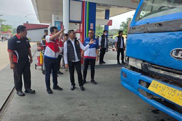 Perkuat Pengawasan Penyaluran BBM Subsidi, Pertamina Patra Niaga Gandeng Polda dan Pemprov Sumbar Perkuat Pengawasan Penyaluran BBM Subsidi, Pertamina Patra Niaga Gandeng Polda dan Pemprov Sumbar