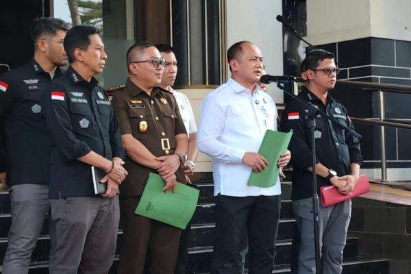 Kejagung: Kerugian Negara Dugaan Korupsi MBG Tembus Rp10 Triliun Kejagung: Kerugian Negara Dugaan Korupsi MBG Tembus Rp10 Triliun