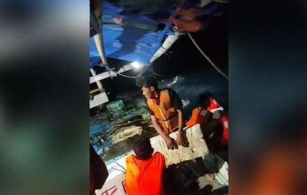 Kronologi Kapal Bawa 11 Nelayan Tenggelam di Konawe Utara, Lambung Bocor Dihantam Ombak Kronologi Kapal Bawa 11 Nelayan Tenggelam di Konawe Utara, Lambung Bocor Dihantam Ombak