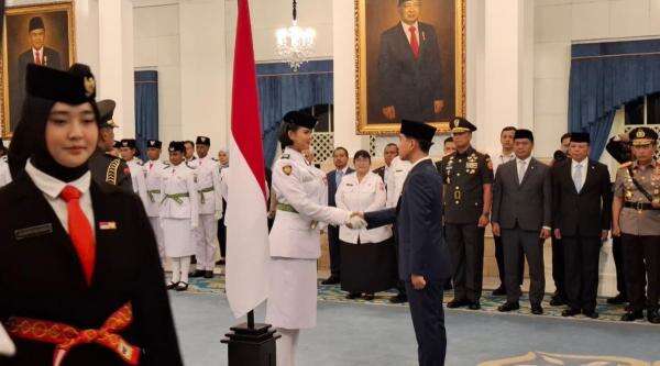 Wapres Gibran Kukuhkan 76 Paskibraka 2026 di Istana Negara Wapres Gibran Kukuhkan 76 Paskibraka 2026 di Istana Negara